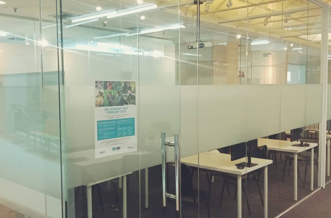 jasa partisi ruangan