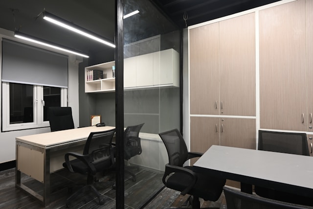 Jenis Jenis Partisi Aluminium Untuk Kantor 